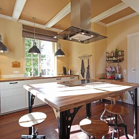 Das Alte Pfarrhaus - De Oude Pastorie 别墅 *